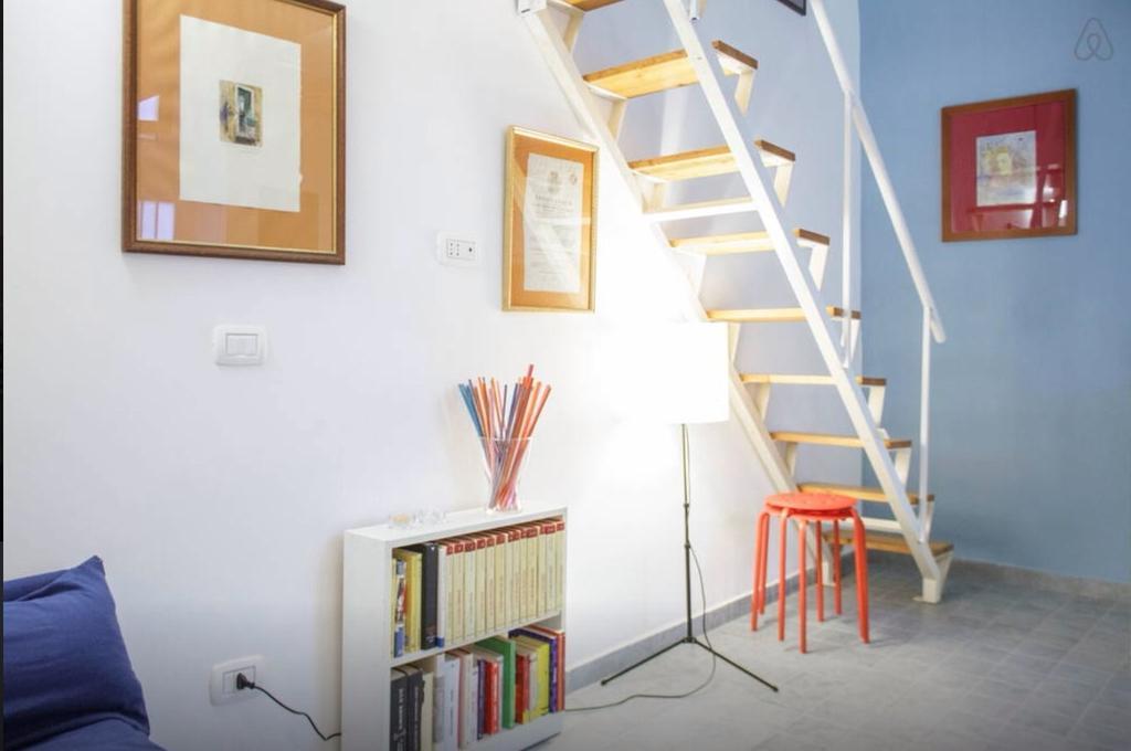 Flat Tribunali Neapel Zimmer foto
